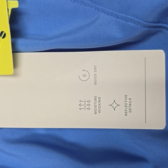 Women's Mid-Rise Run Shorts 3" | All in Motion | X Large - Picture 12 of 13